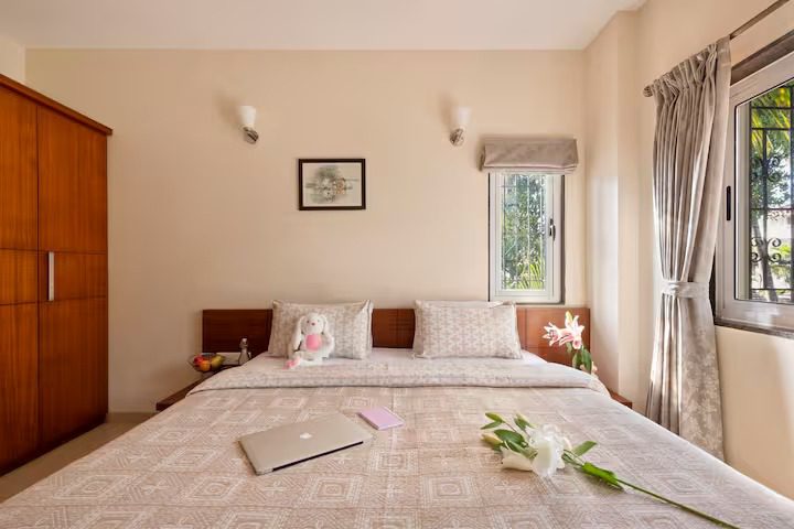 Mosaic_Stays_Goa_Arpora_ 6bhk_Villa (bedroom three) (2)