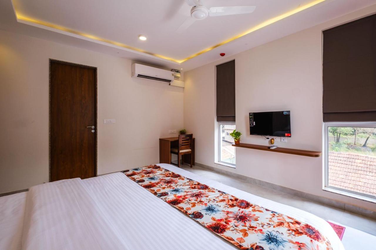 Mosaic Stays Goa Bedroom Two (2)